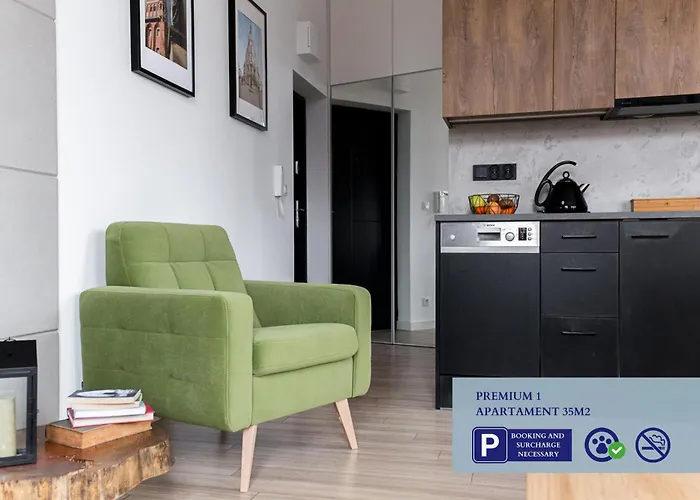 Premium Apartment With Free Private Parking